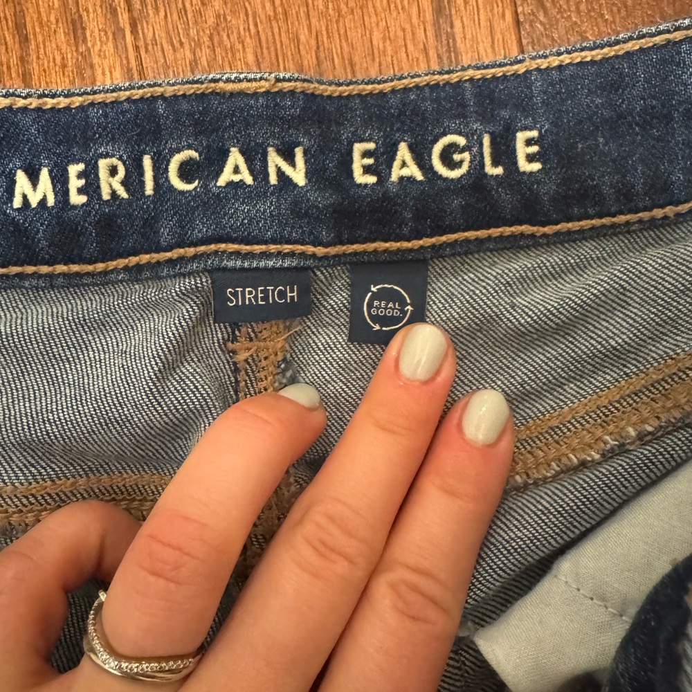 AE Stretch Mom Jeans - Picture 4 of 4